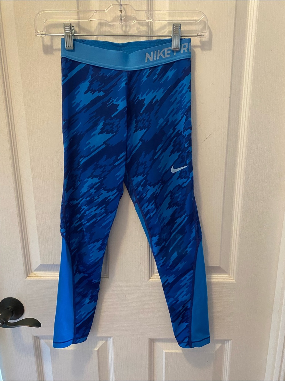 Nike Blue Camouflage Swim/Active Leggings